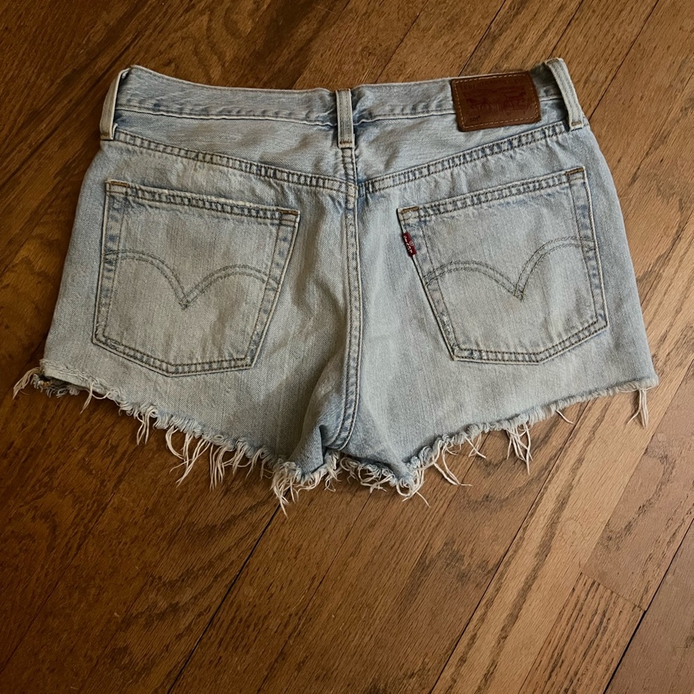 Levi’s 501 Button fly hot Jean shorts